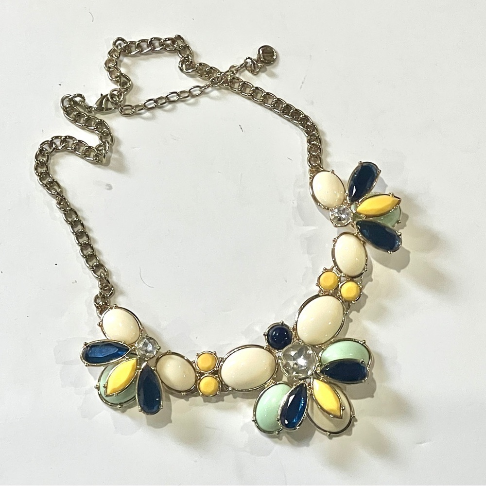 TALBOTS STATEMENT "BEE" CAUSE ITS SUMMER NECKLACE